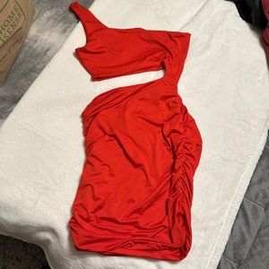 Red Amazon Dress Size M